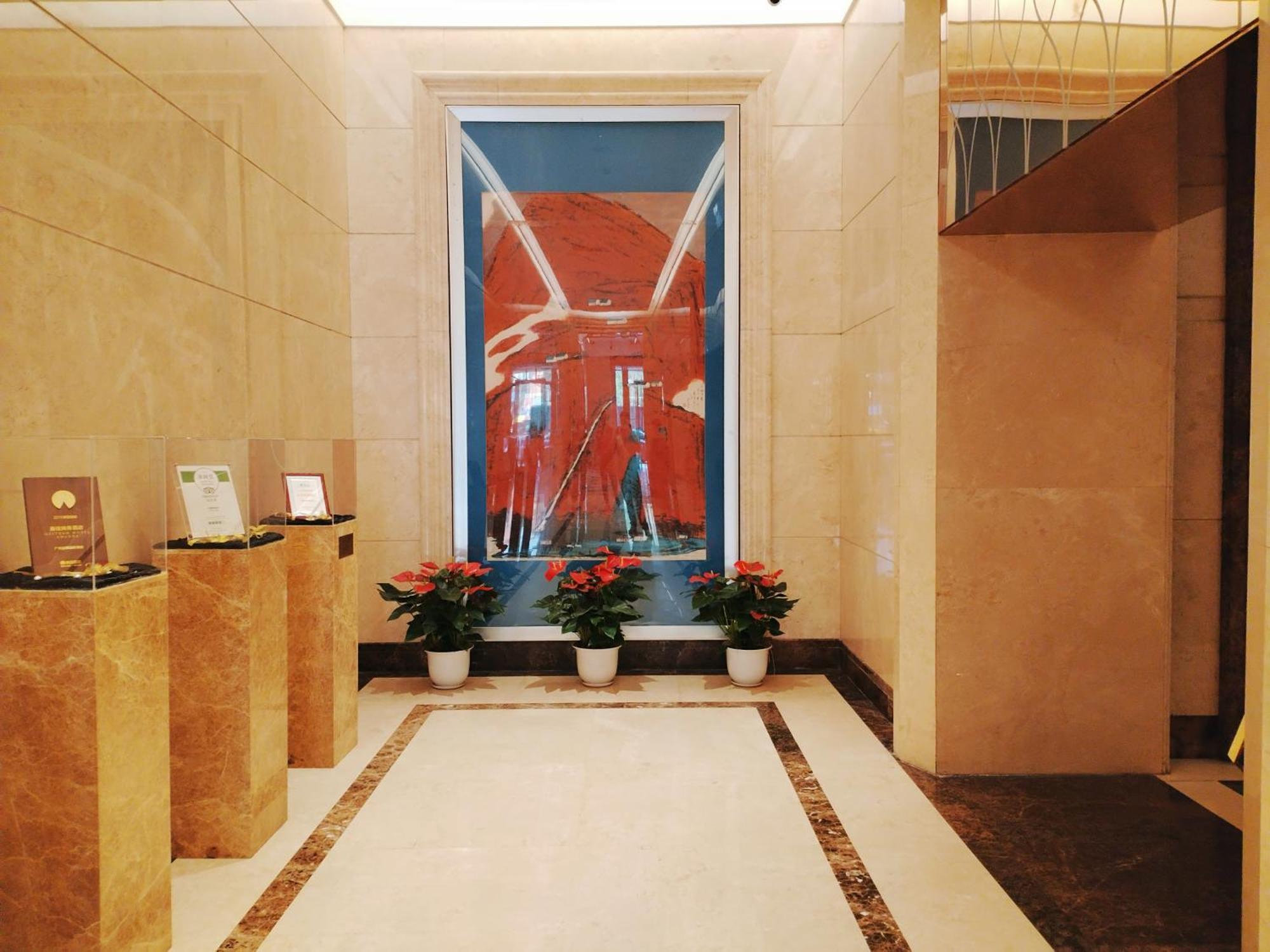 Ht Legend Hotel Changgang Metro Station Exit F -Direct To Canton Fair Ngoại thất bức ảnh